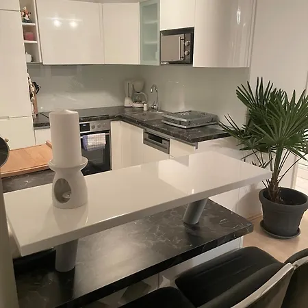 Apartment Moderne Mit Garten *