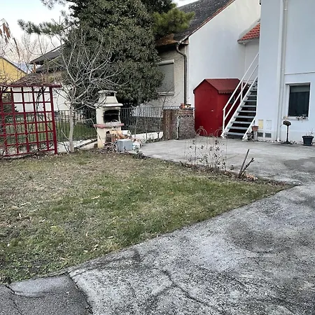 Moderne Mit Garten شقة *